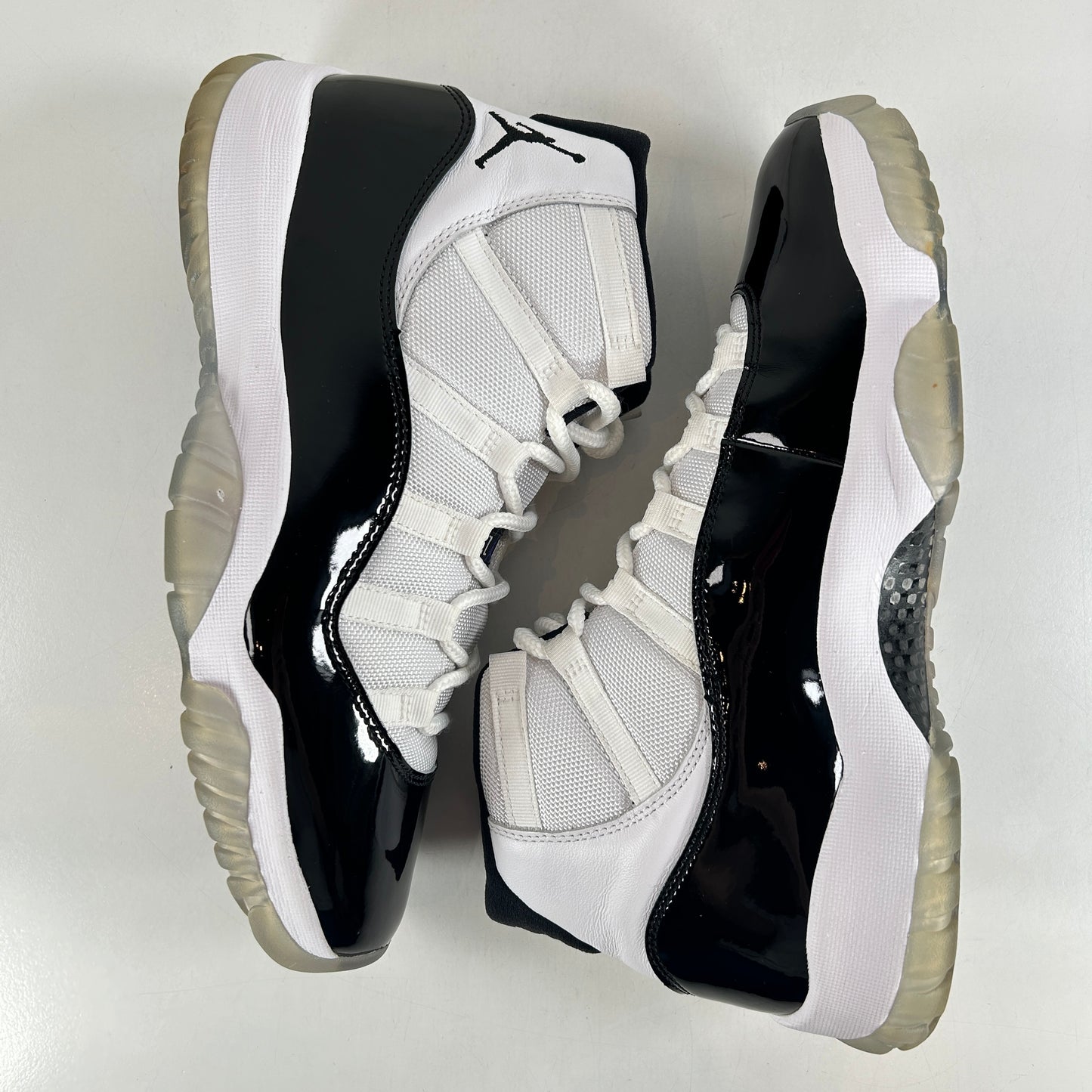 378037 100 Jordan 11 Retro Concord (2018) [USED] - 10.5 M (Used)
