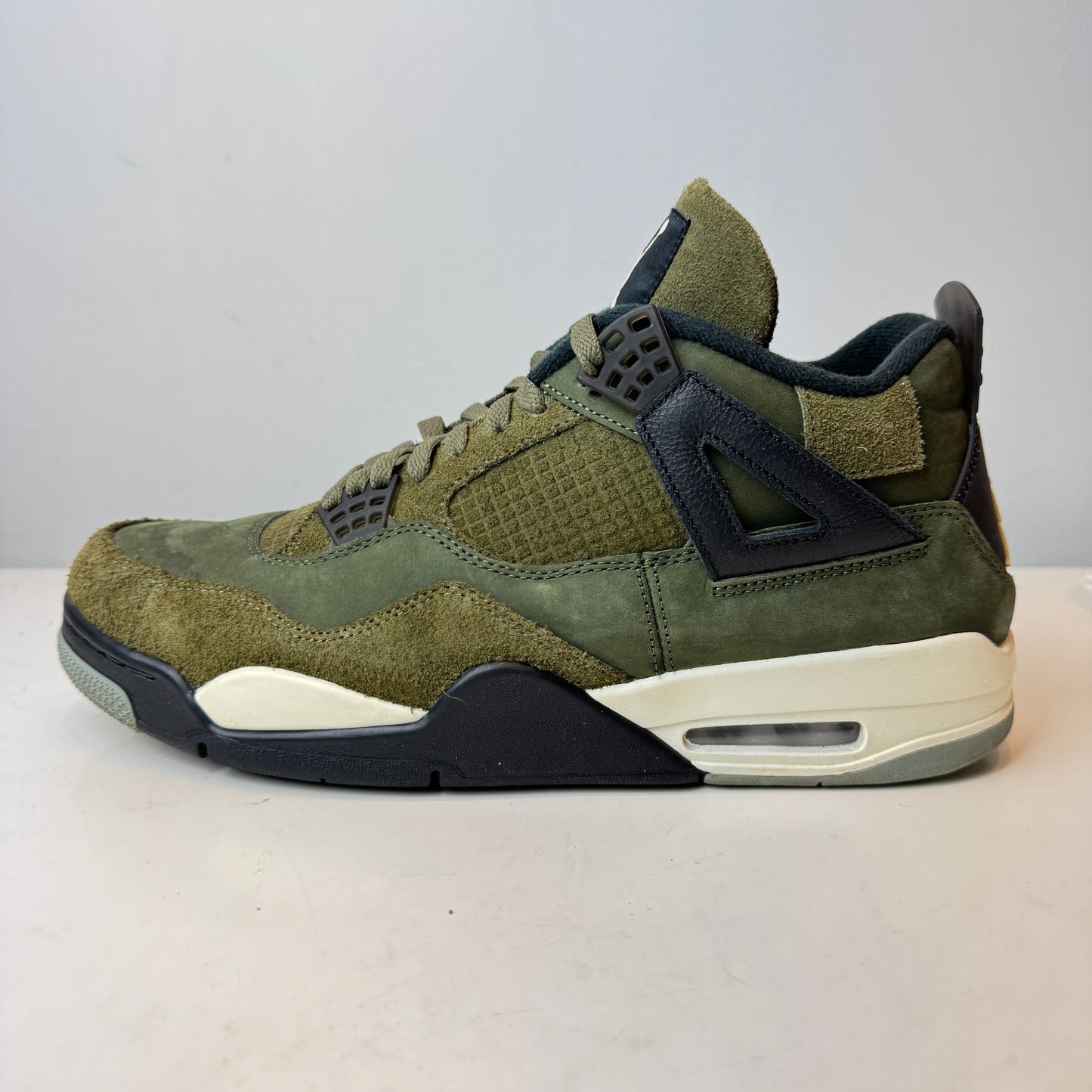 FB9927 200 Air Jordan 4 Craft Medium Olive [USED] - 12 M (Used)