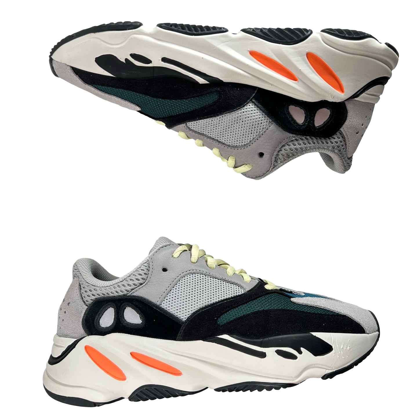 B75571 Yeezy 700 Wave Runner [USED] - 6.5 M (Used)