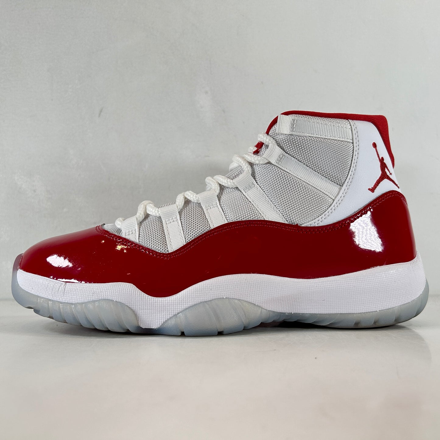 CT8012 116 Jordan 11 Retro Cereza (2022)