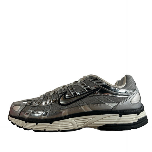 CN0149 001 Nike P-6000 Metallic Silver [USED] - 9.5 M (Used)