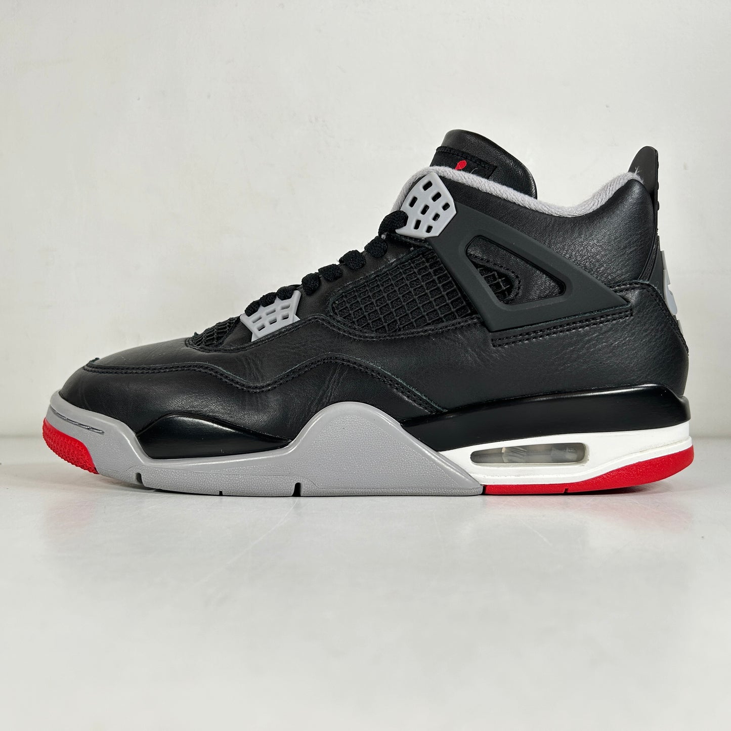 FV5029 006 Jordan 4 Retro Bred Reimagined [USED] - 9.5 M (Used2)