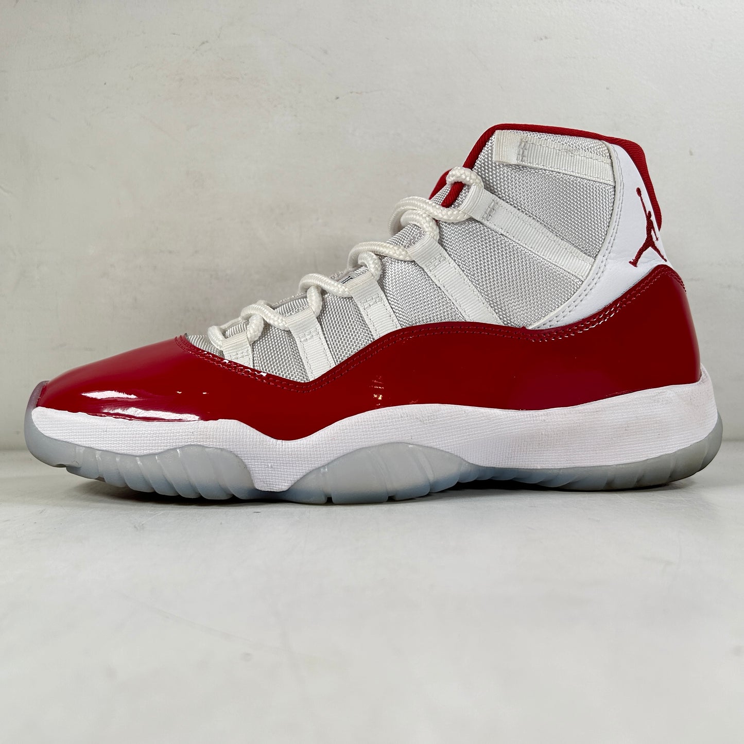 CT8012 116 Jordan 11 Retro Cereza (2022)