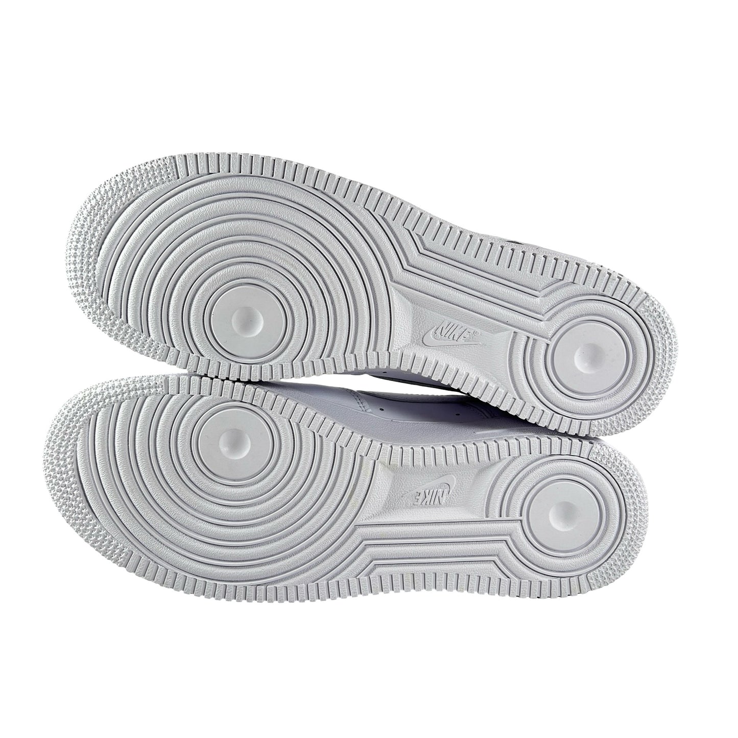 DJ3911 100 Nike Air Force 1 '07 Low Color of the Month Triple White [CONDITIONAL] - 8 M (Scratch Inner Right Panel)