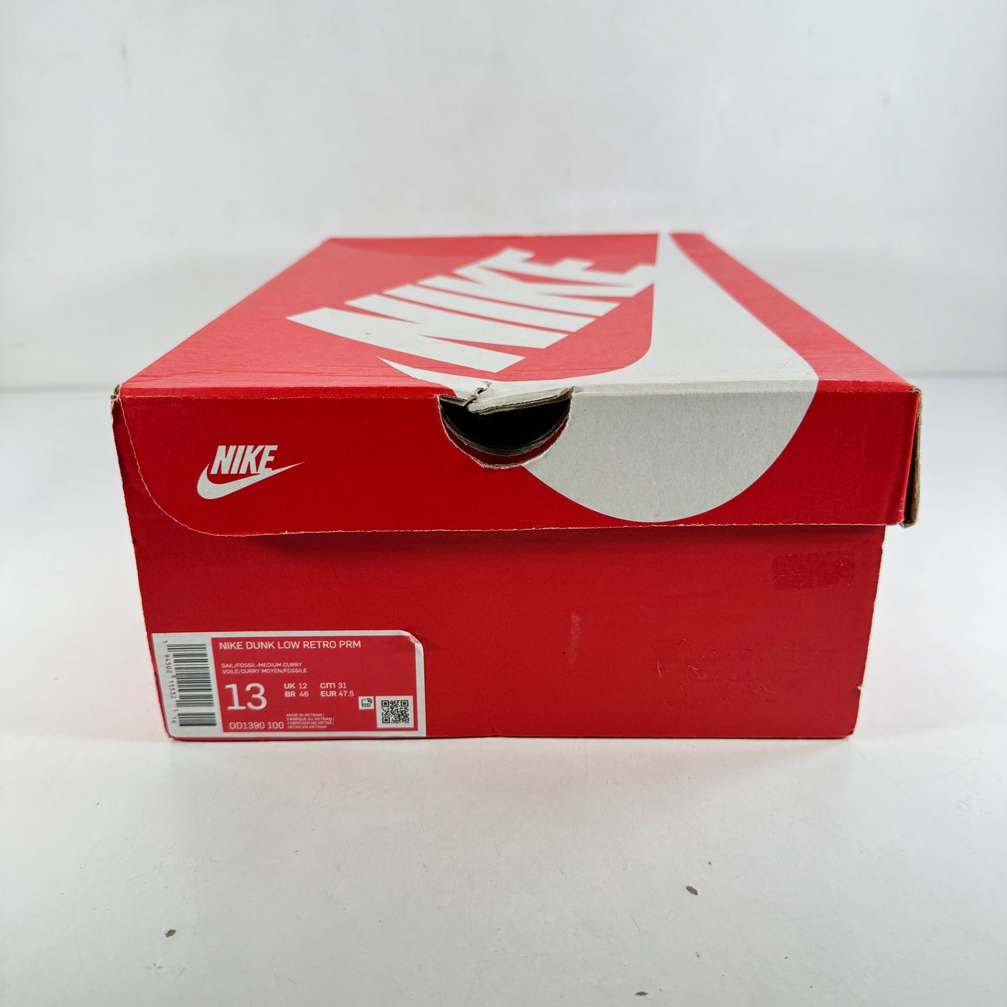 DD1390 100 Nike Dunk Low Medium Curry [USED] - 13 M (Used)