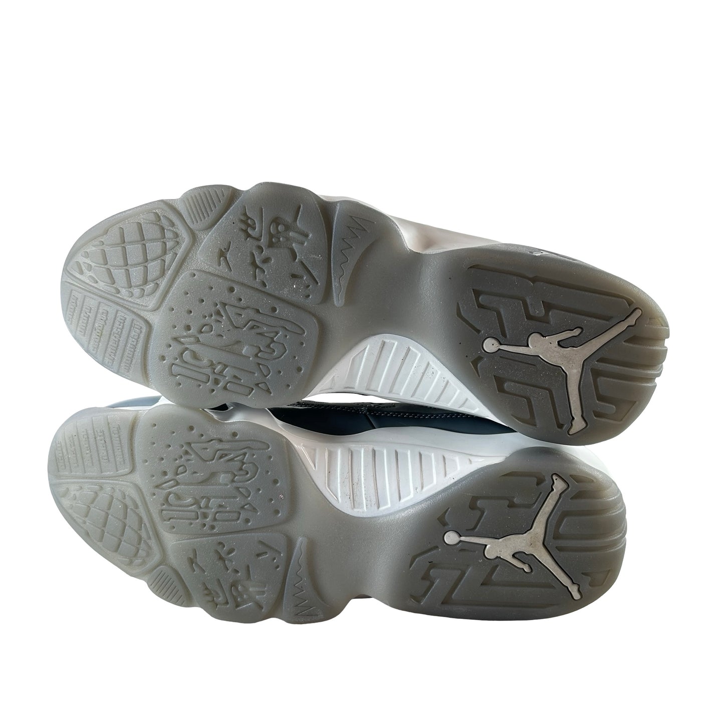 HV4794 011 Jordan 9 Retro Cool Grey (2025) [USED] - 13 M (Used7)