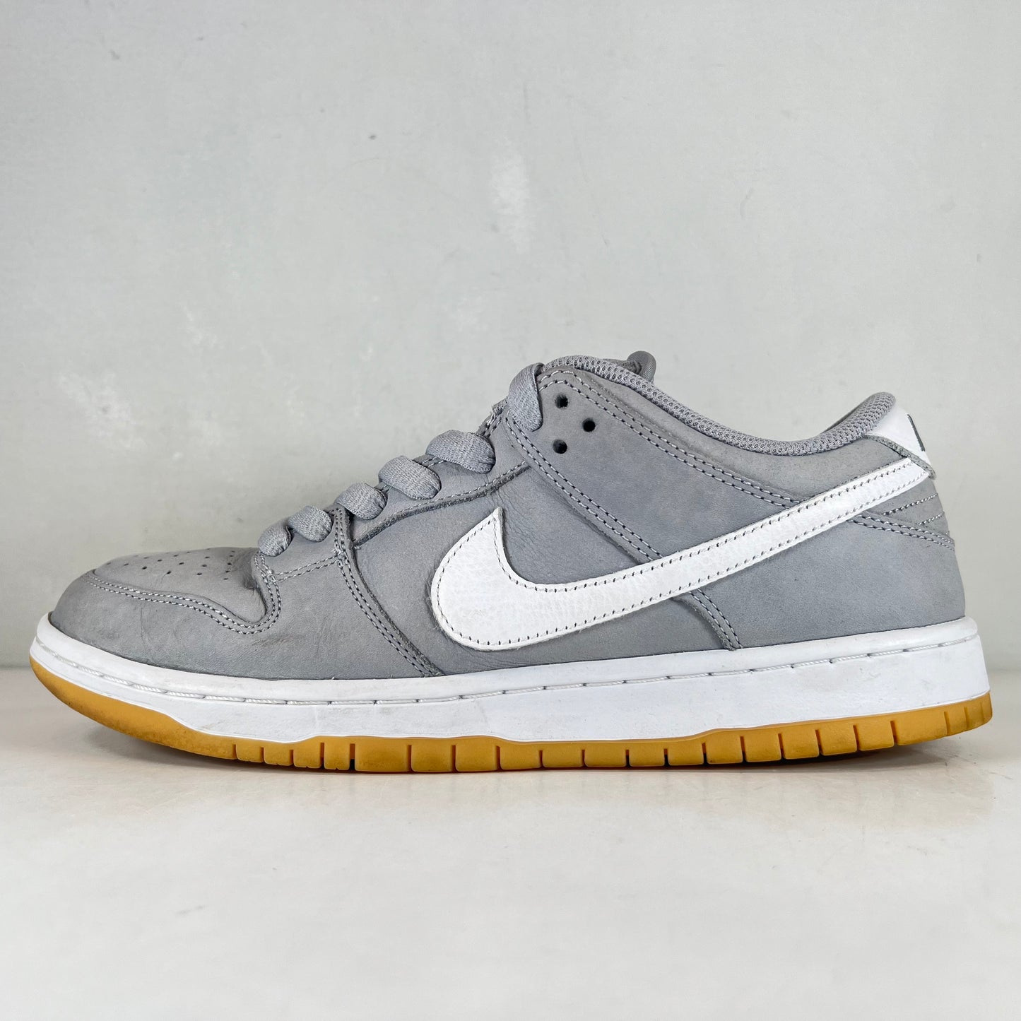 DV5464 001 Nike SB Dunk Low Pro ISO Orange Label Wolf Grey Gum [USED] - 9 M (Used)