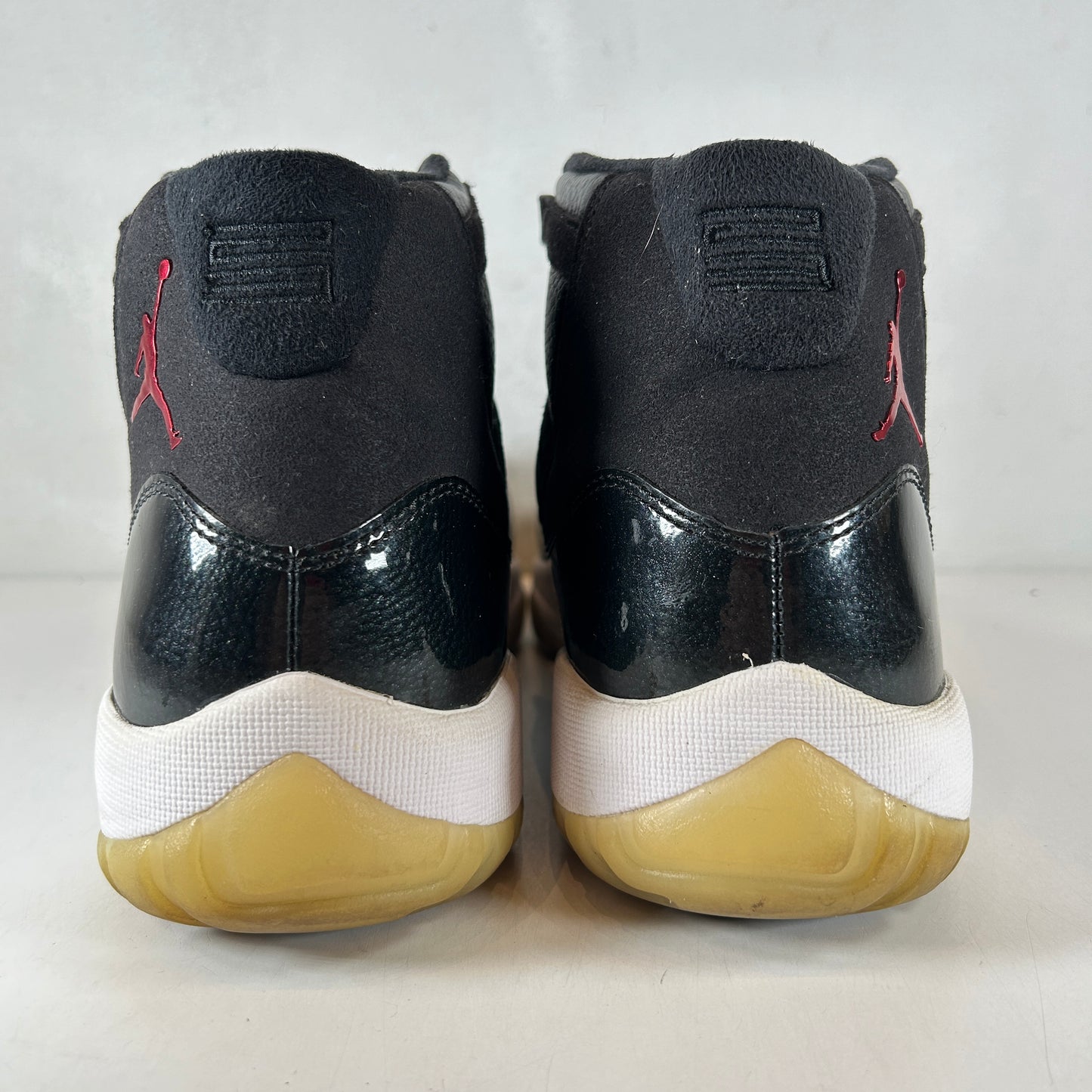 378037 002 Jordan 11 Retro 72-10 [USED] - 11 M (Used)