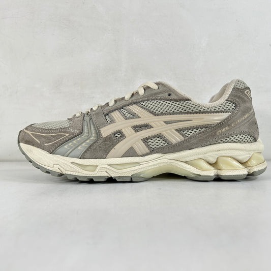 1201A161 028 ASICS Gel-Kayano 14 White Sage Smoke Grey [USED] - 8 M (Used)