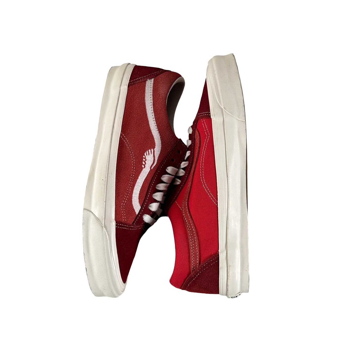 VN0A4P3X214 Vans Old Skool Notre Red [USED] - 9.5 M (Used)