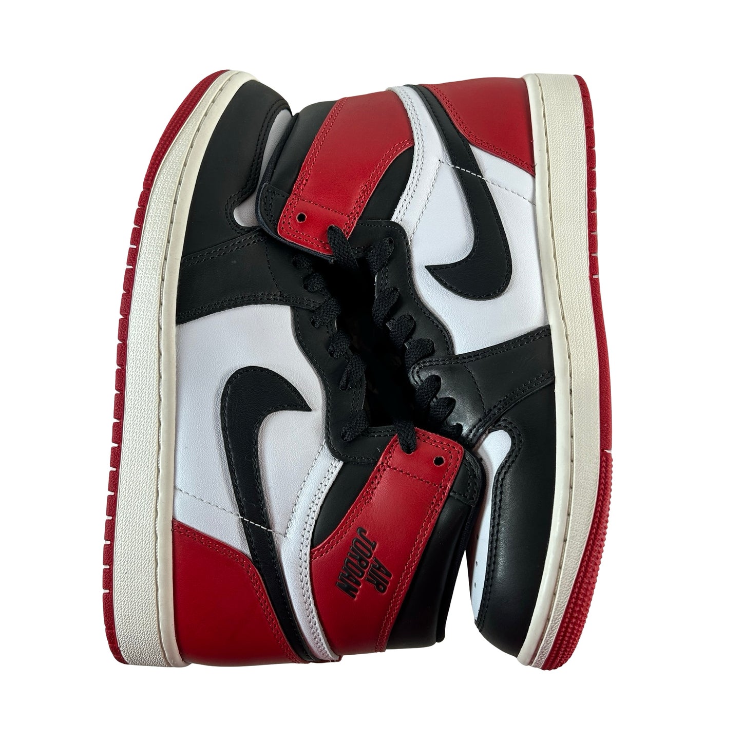 DZ5485 106 Air Jordan 1 High OG Black Toe Reimagined [USED] - 9 M (Used6)