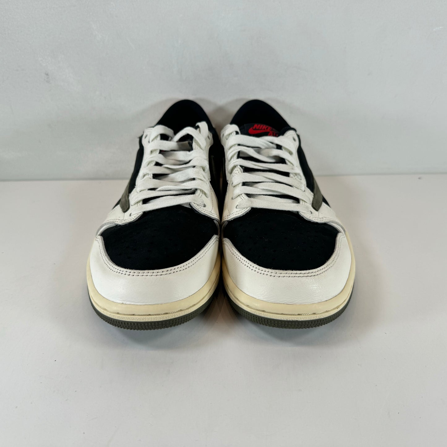 DZ4137 106 Jordan 1 Retro Low OG SP Travis Scott Olive (W) [USED] - 10 W (Used) (No Box)