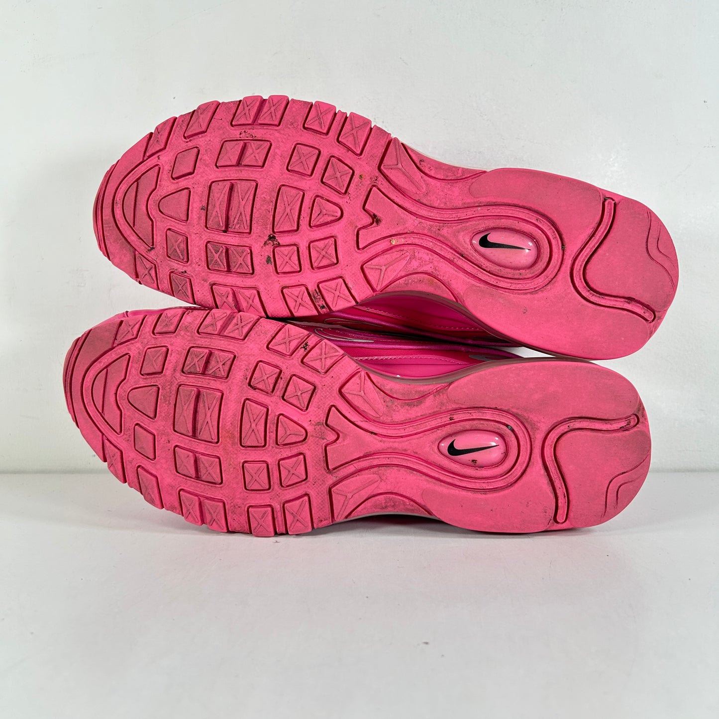 DR1033 600 Nike Air Max 98 TL Supreme Pink [USED] - 11 M (Used)