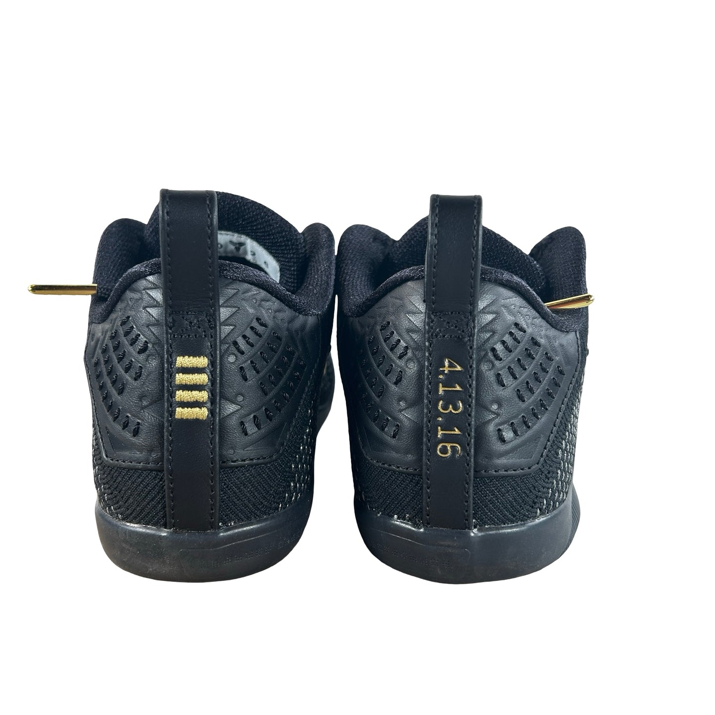 IM4260 001 Nike Kobe 11 Elite Low Protro Fade to Black [USED] - 6 M (Used)