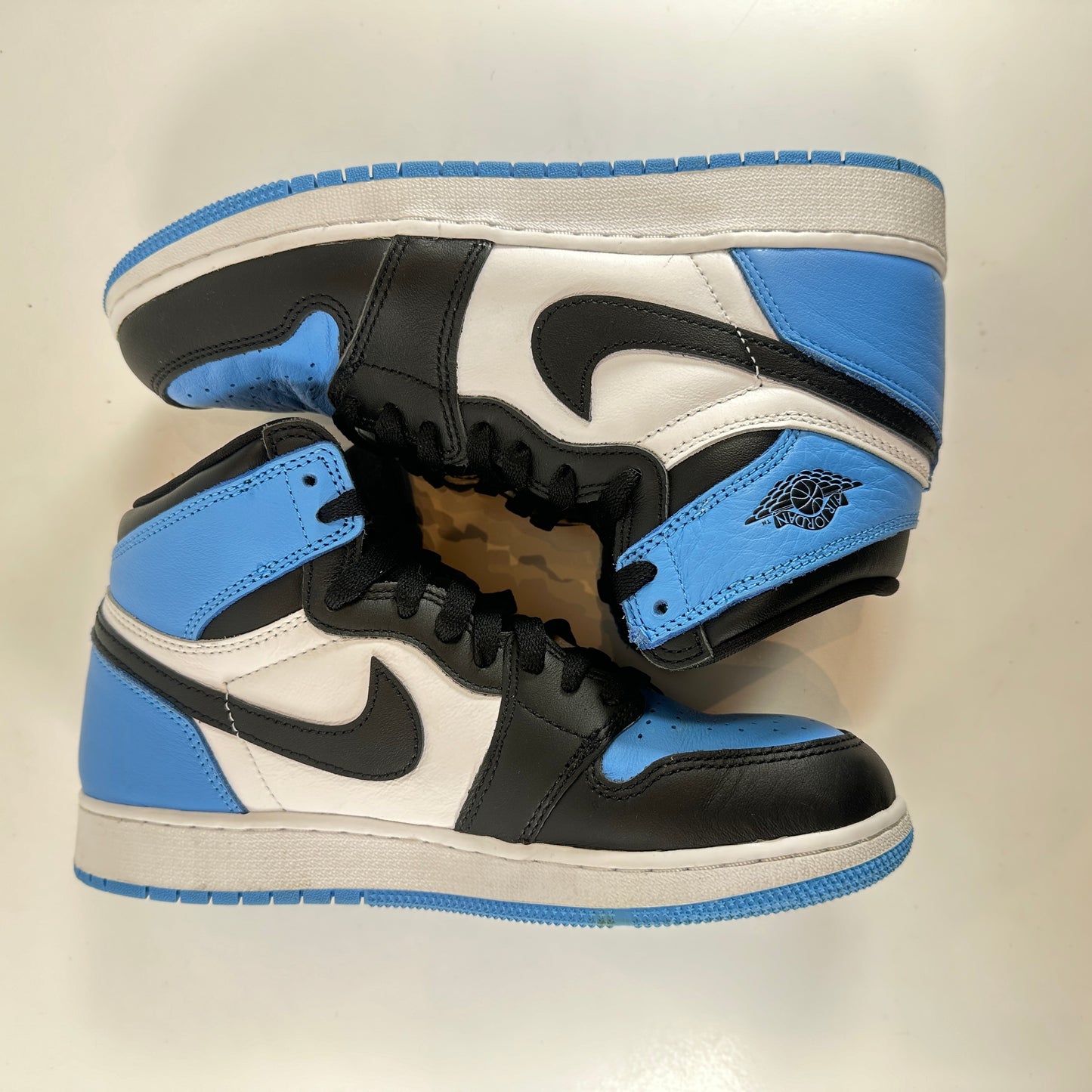 FD1437 400 Jordan 1 Retro High OG UNC Toe (GS) [USED] - 7 Y (Used)