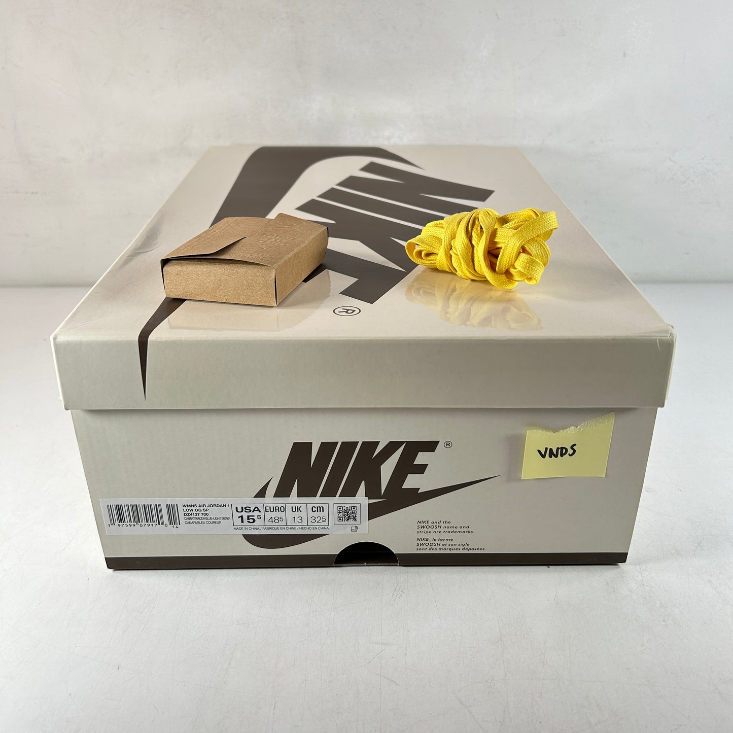 DZ4137 700 Jordan 1 Retro Low OG SP Travis Scott Canary (Women's) [USED] - 15.5 W (VNDS)