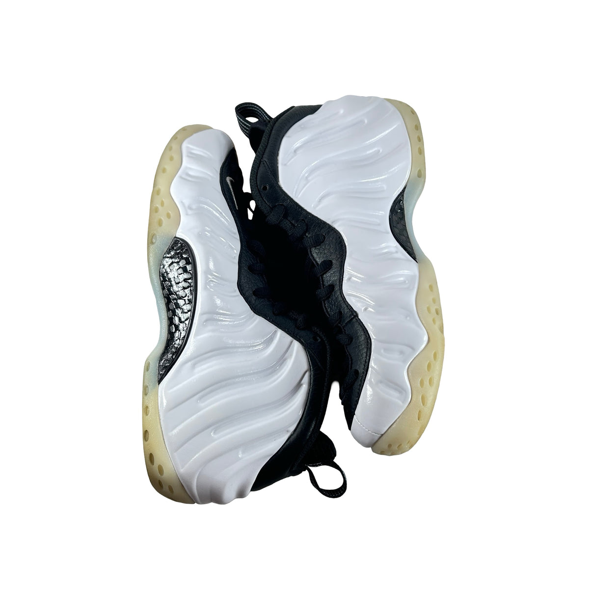 DV0815 100 Nike Air Foamposite One Penny PE [USED] - 7.5 M (Used)