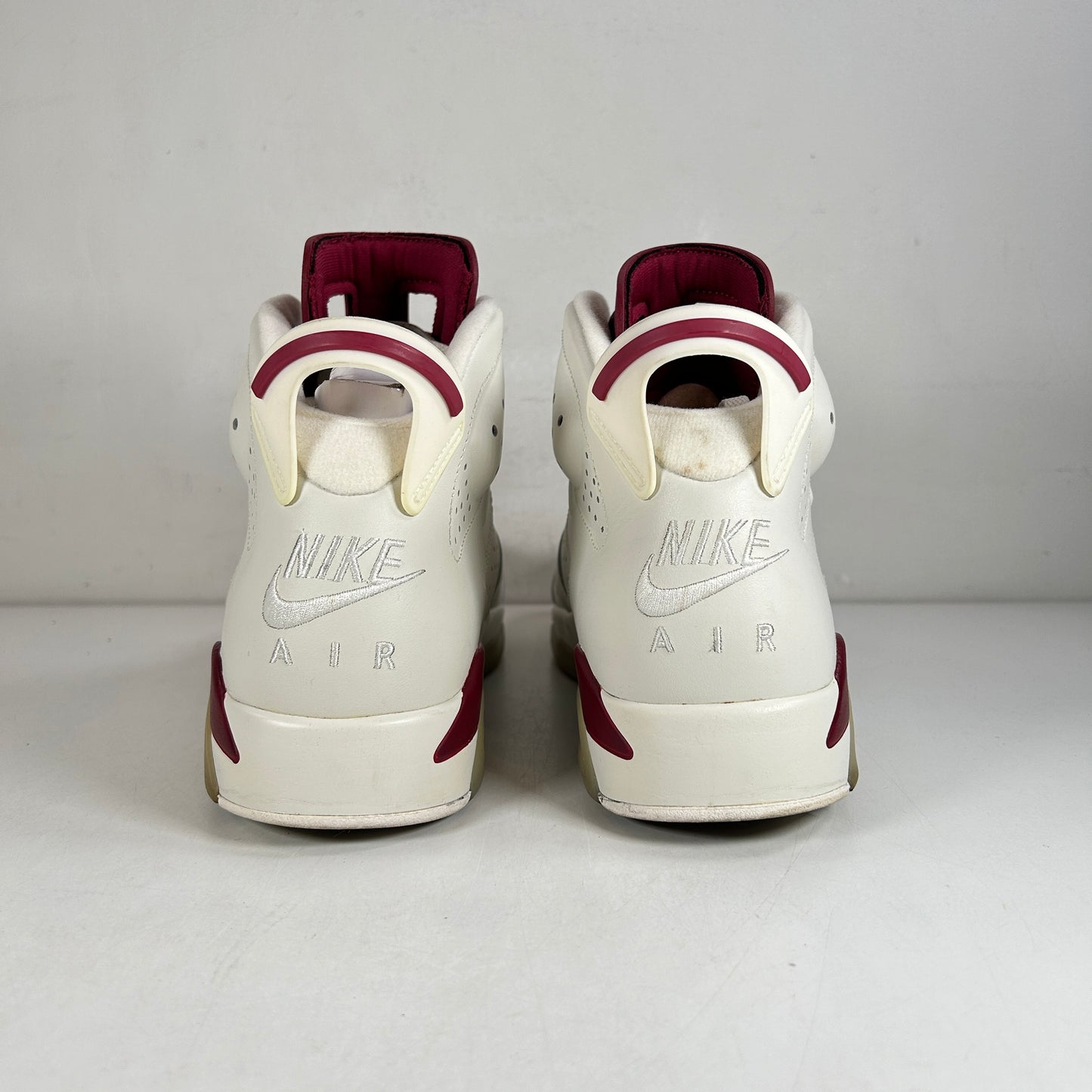 384664 116 Jordan 6 Maroon [USED] - 10 M (Used)