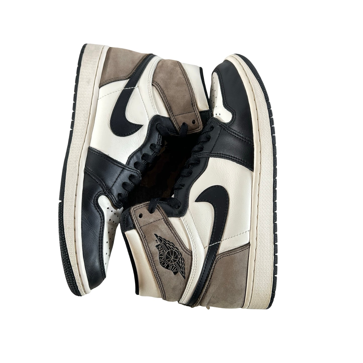 555088 105 Jordan 1 Mocha [USED] - 9.5 M (Used10)