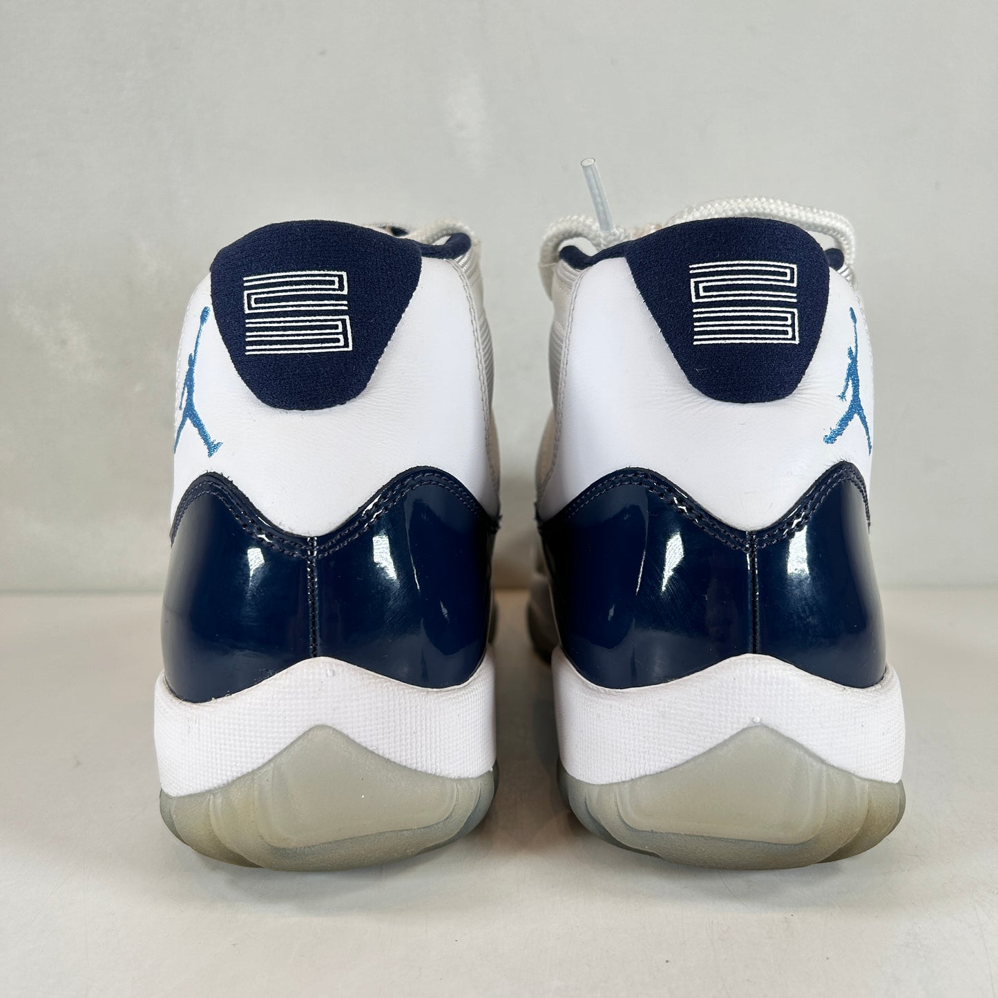 378037 123 Jordan 11 Retro UNC Win Like 82 [USED] - 9.5 M (Used)