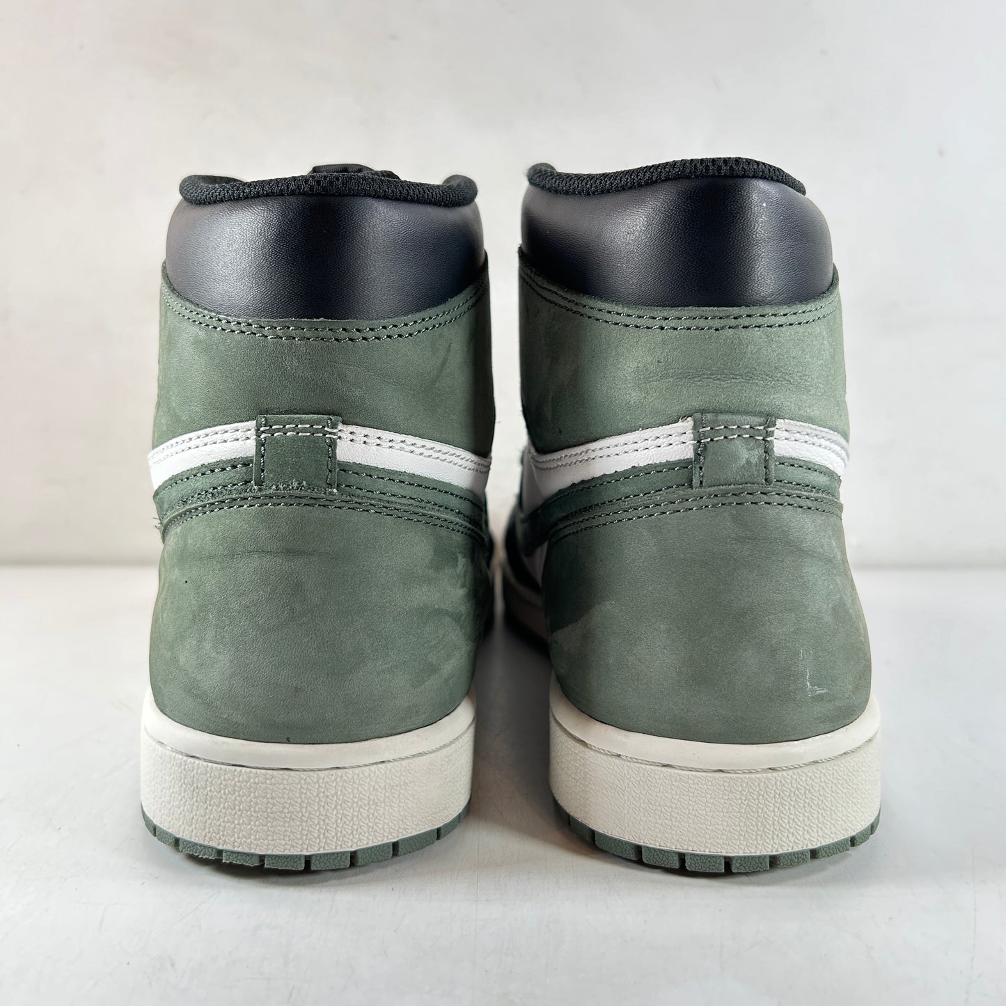 555088 135 Jordan 1 Clay Green [USED] - 11 M (Used2)