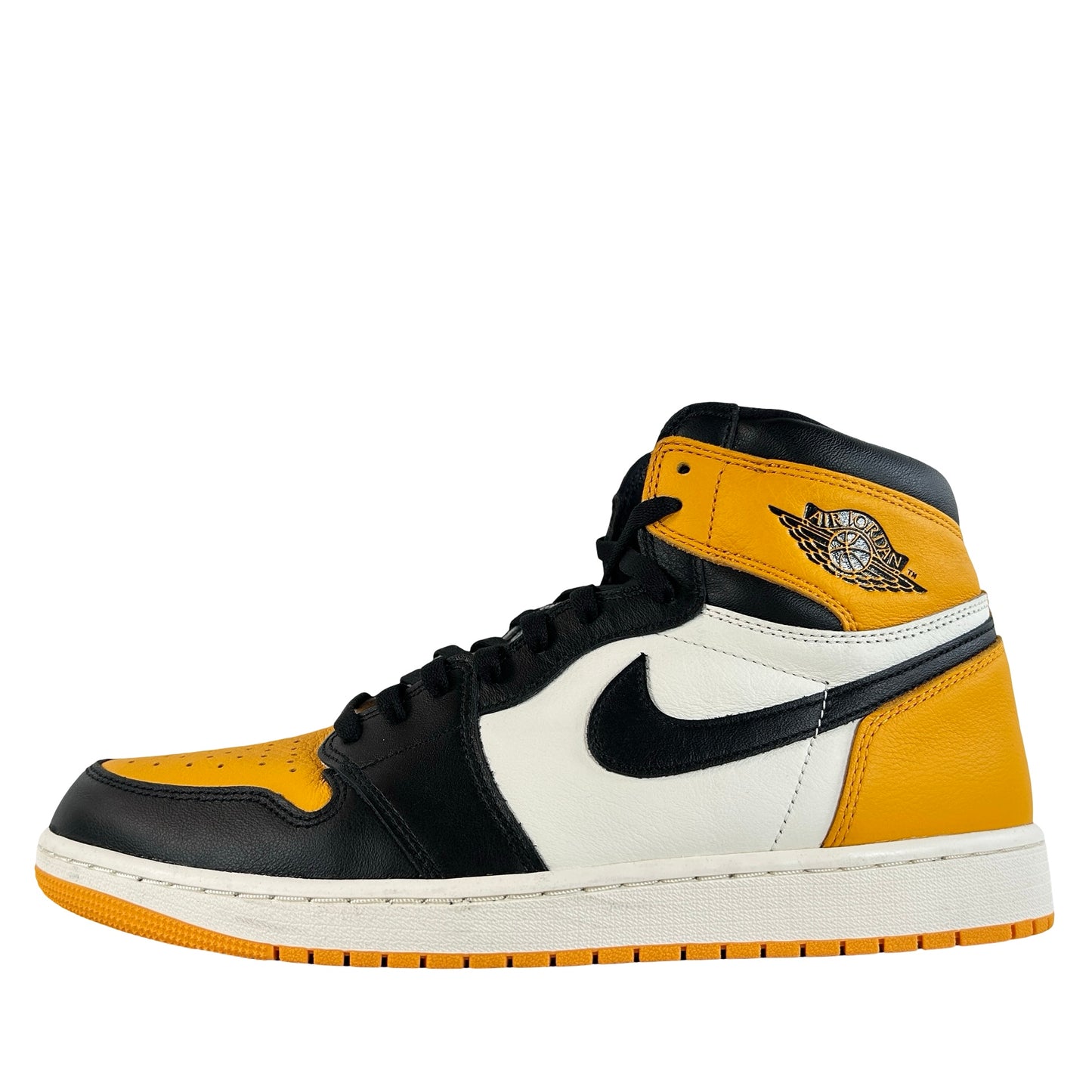 555088 711 Jordan 1 Retro High OG Punta amarilla
