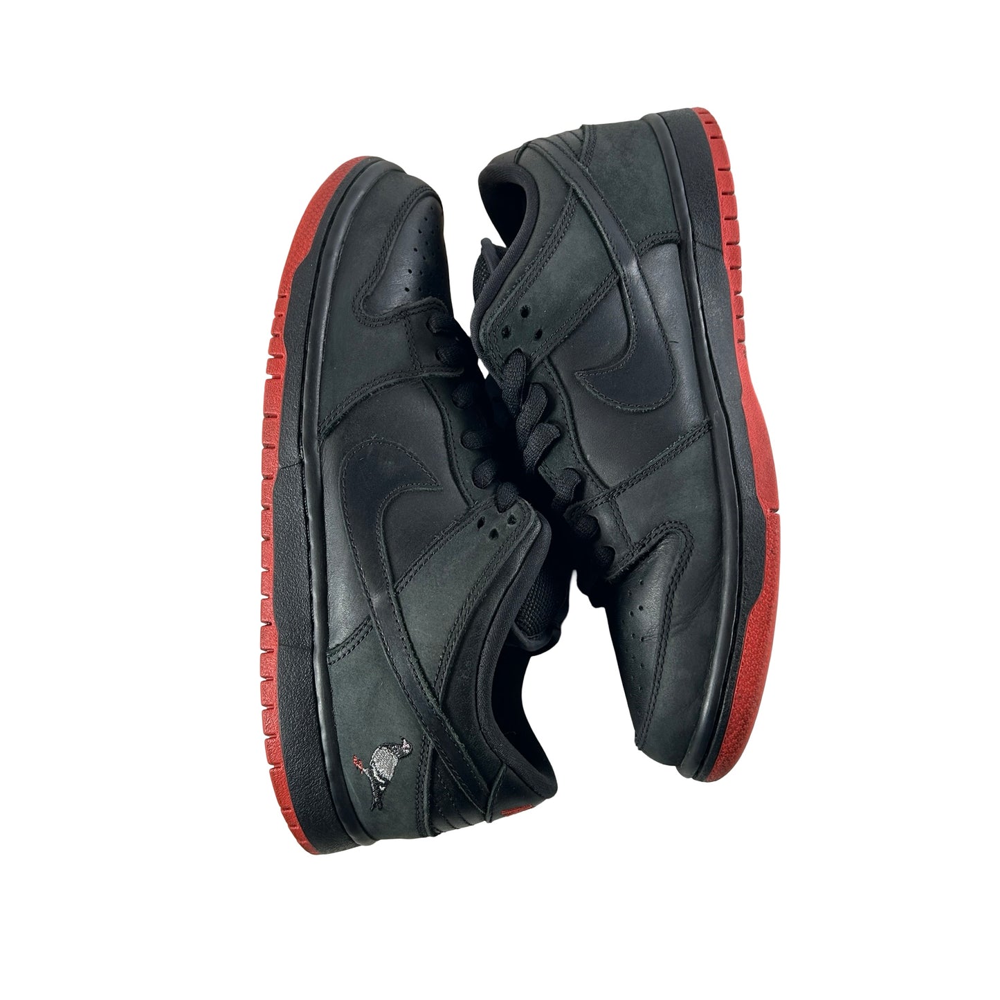 883232 008 Nike SB Dunk Low Black Pigeon [USED] - 8.5 M (Used)