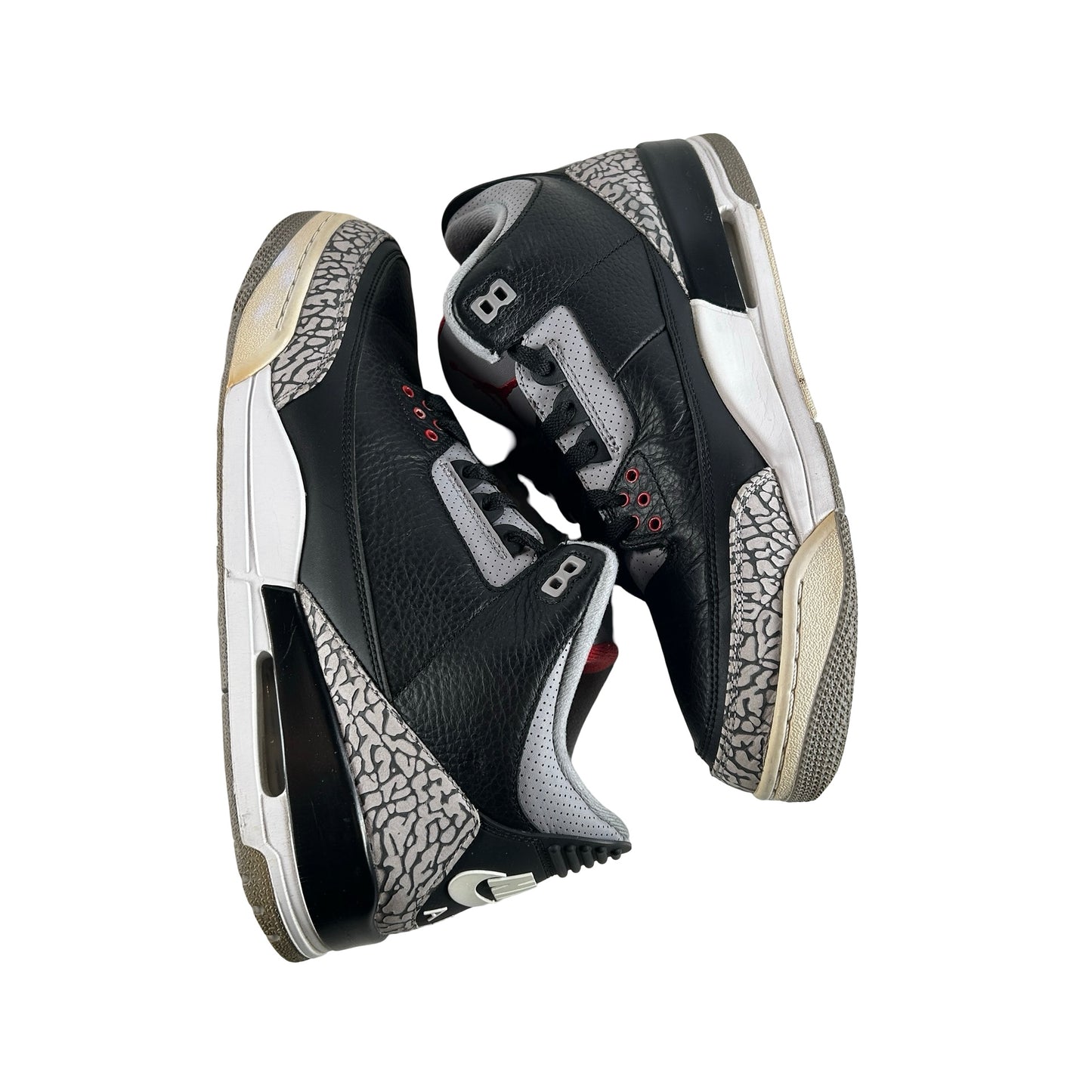 854262 001 Jordan 3 Black Cement 2018 [USED] - 12 M (Used4)