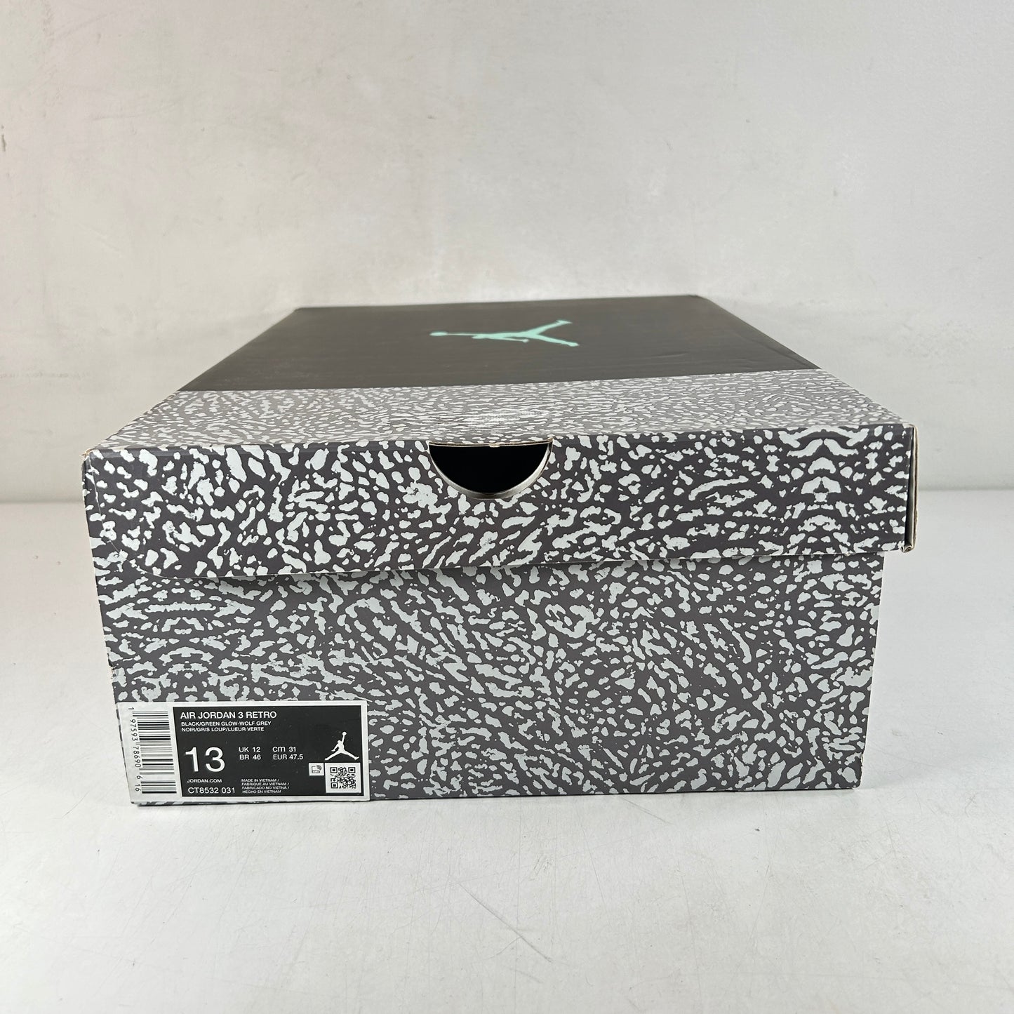 CT8532 031 Jordan 3 Retro Green Glow [USED] - 13 M (Used)