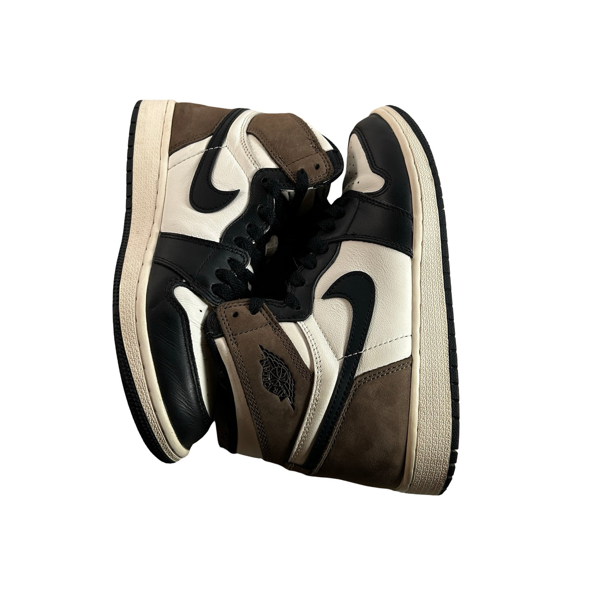 575441 105 Jordan 1 Mocha (GS) [USED] - 6.5 Y (Used3)