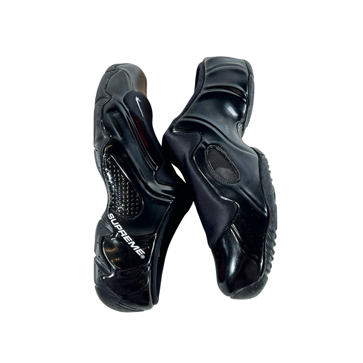 HJ6215 001 Nike Clogposite Supreme Black