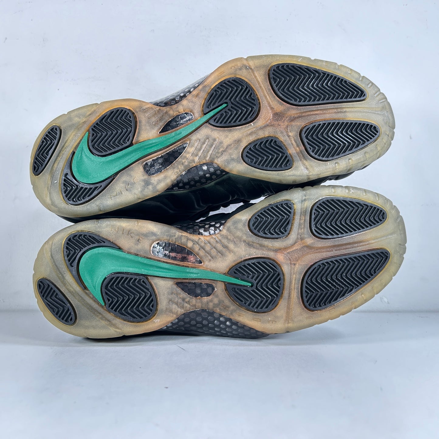 624041 301 Nike Air Foamposite Pro Pine Green [USED] - 12 M (Used) (No Box)