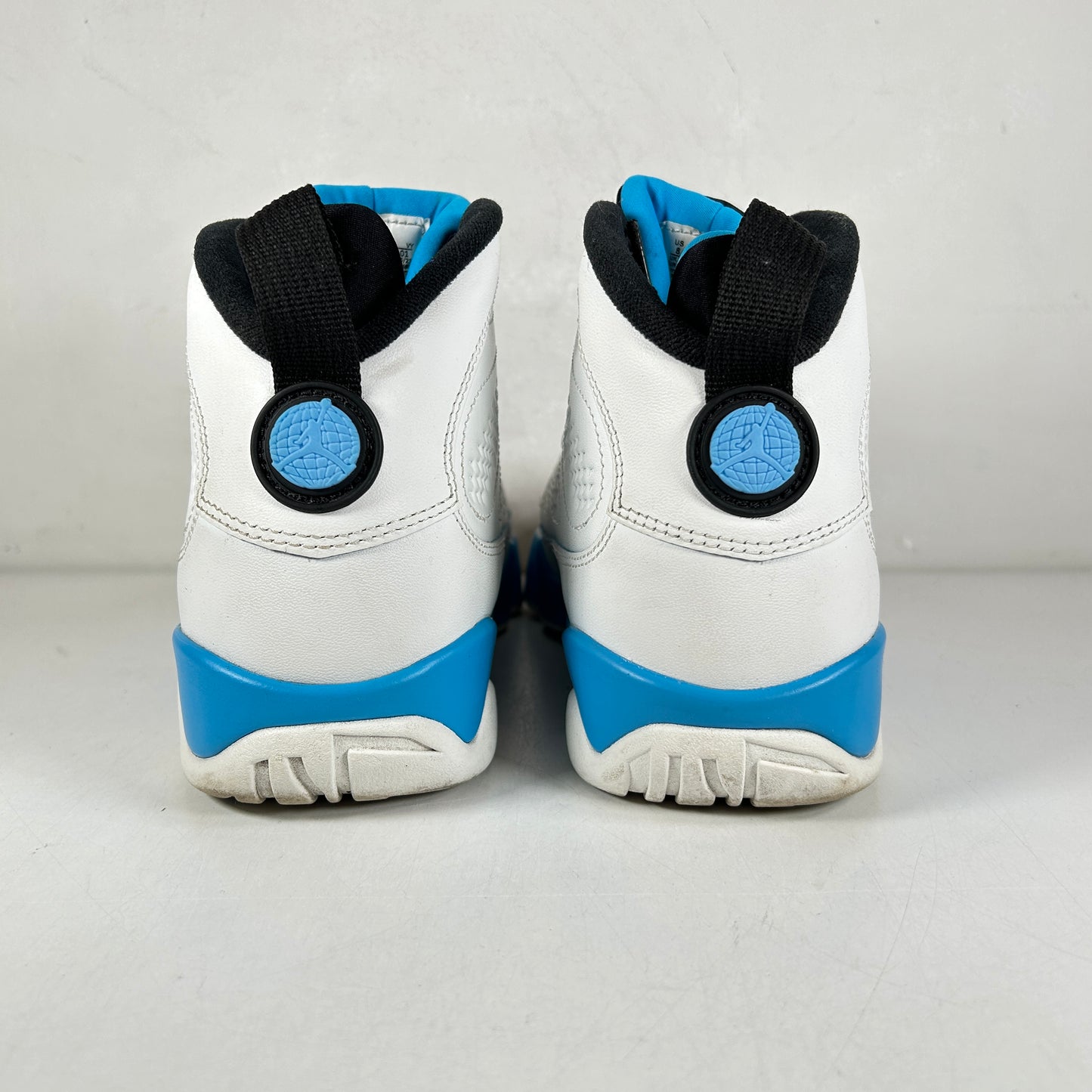 FQ8992 101 Jordan 9 Retro Powder Blue (2024) [USED] - 8 M (Used2)
