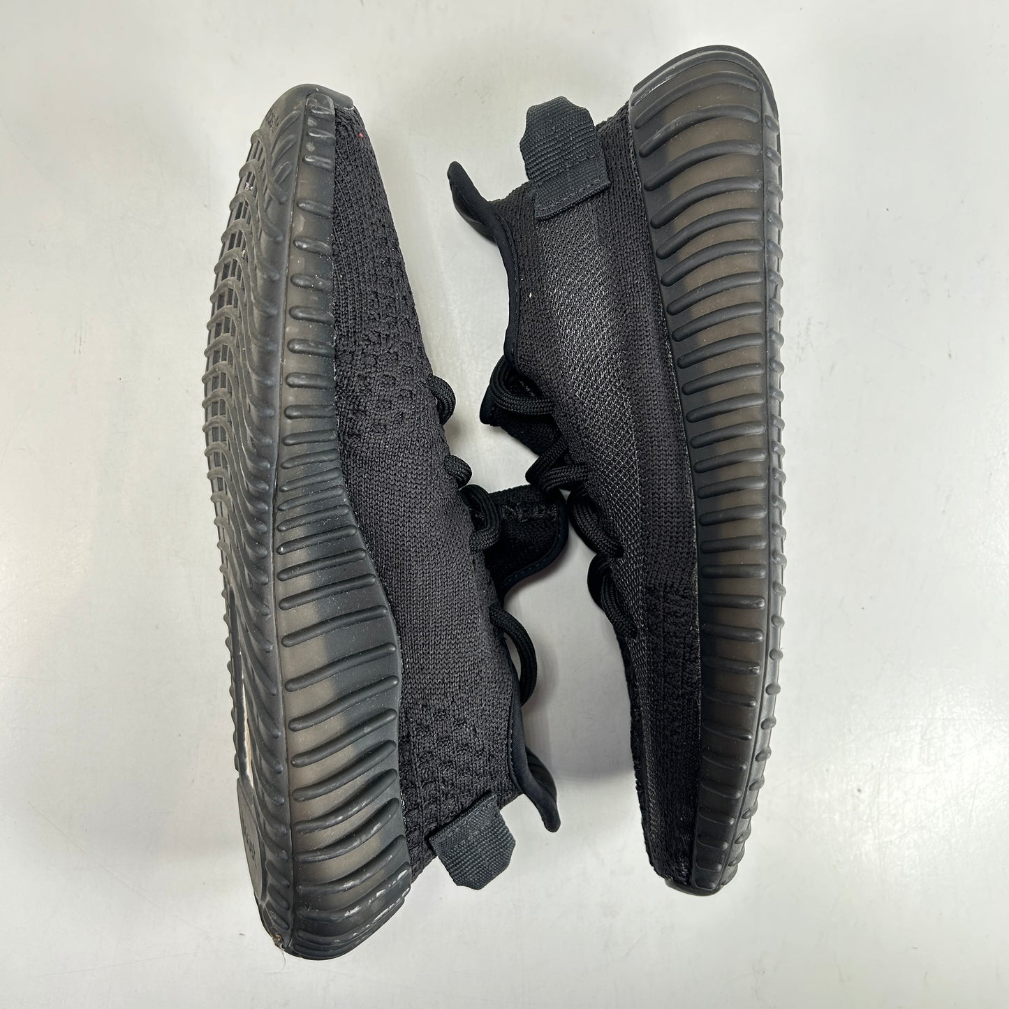 HQ4540 Adidas Yeezy Boost 350 V2 Onyx [USED] - 4.5 M (Used)