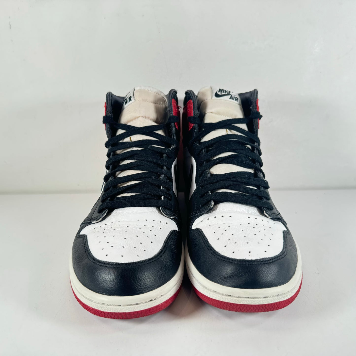 CD0461 016 AJ1 Satin Black Toe [USED] - 12 W (Used) (Replace Box)