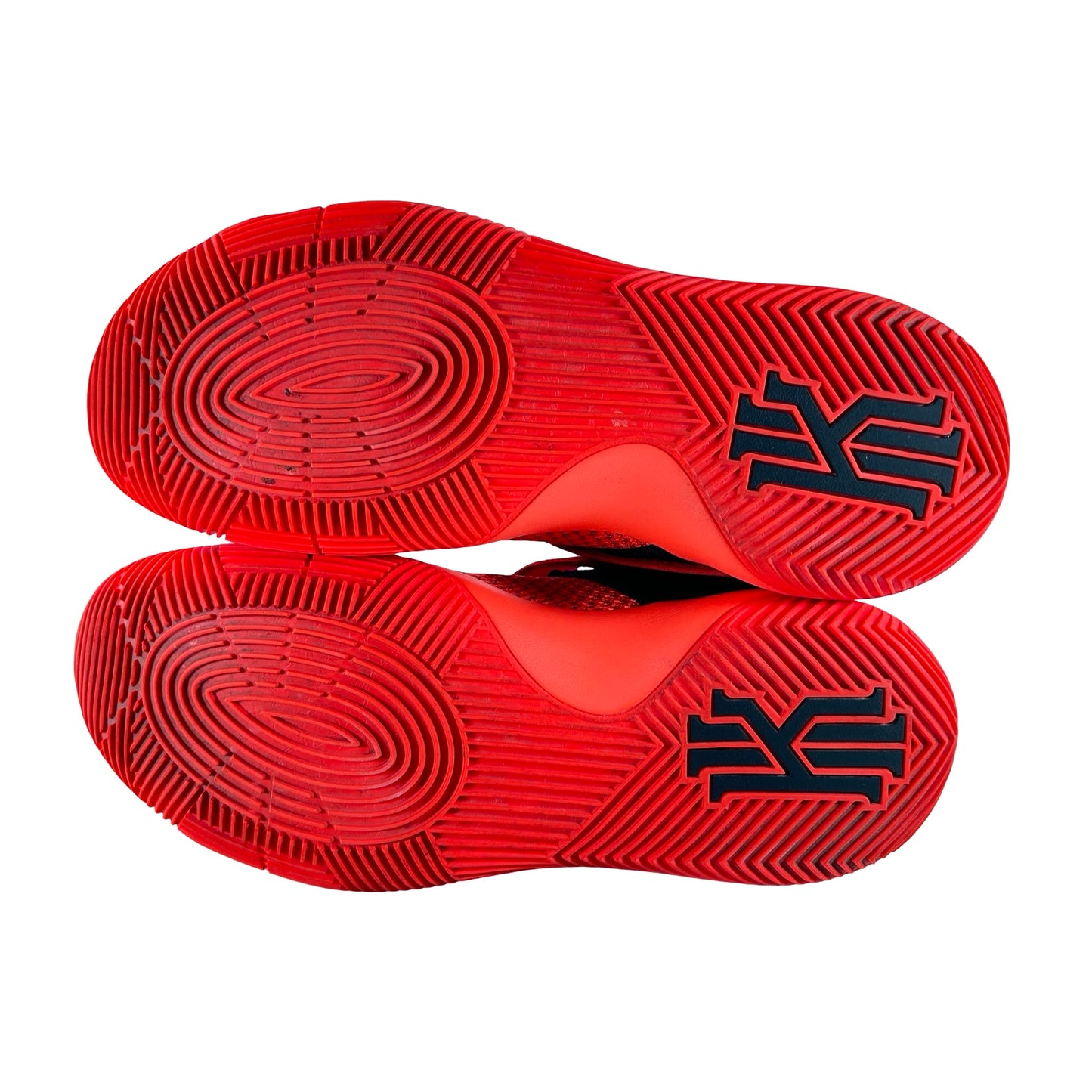819583 680 Nike Kyrie 2 Inferno [USED] - 9 M (Used)