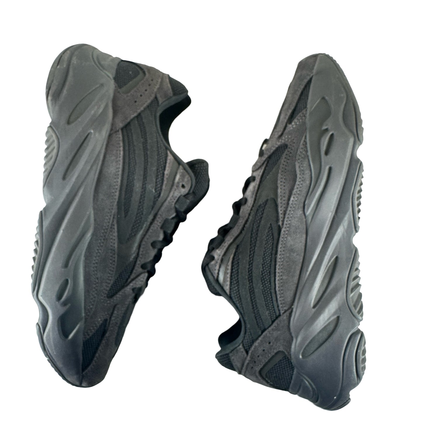 FU6684 Adidas Yeezy Boost 700 V2 Vanta [USED] - 8.5 M (Used)