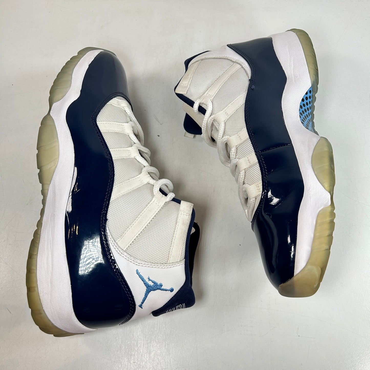 378037 123 Jordan 11 Retro UNC Win Like 82 [USED] - 13 M (Used) (No Box)