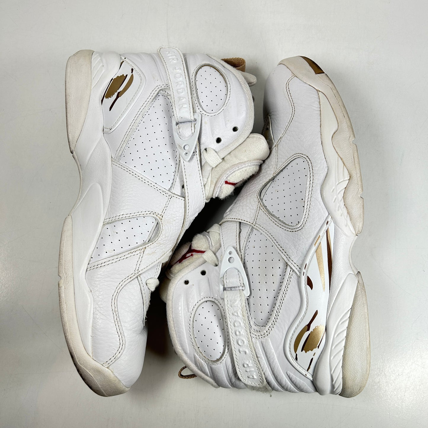 AA1239 135 Jordan 8 Retro OVO White [USED] - 9.5 M (Used2)