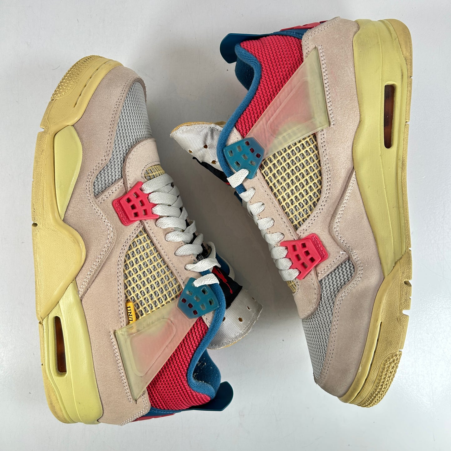 DC9533 800 Jordan 4 Union Guava Ice [USED] - 9 M (Used) (No Box)