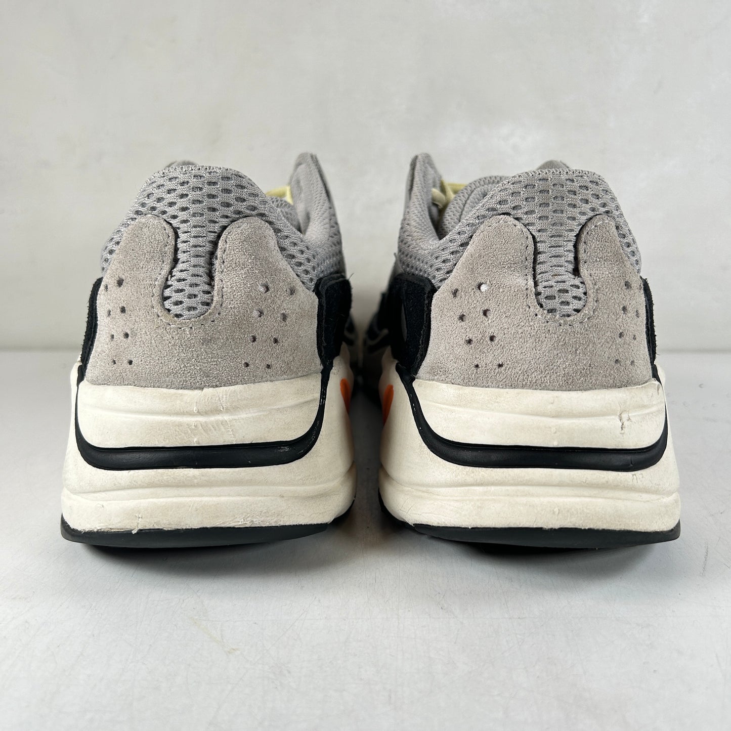 B75571 Yeezy 700 Wave Runner [USED] - 9.5 M (Used) (Replace Box)))