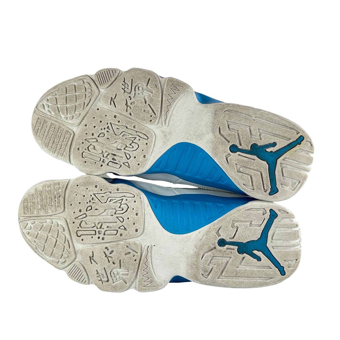 FQ8992 101 Jordan 9 Retro Powder Blue (2024) [USED] - 10.5 M (Used4)