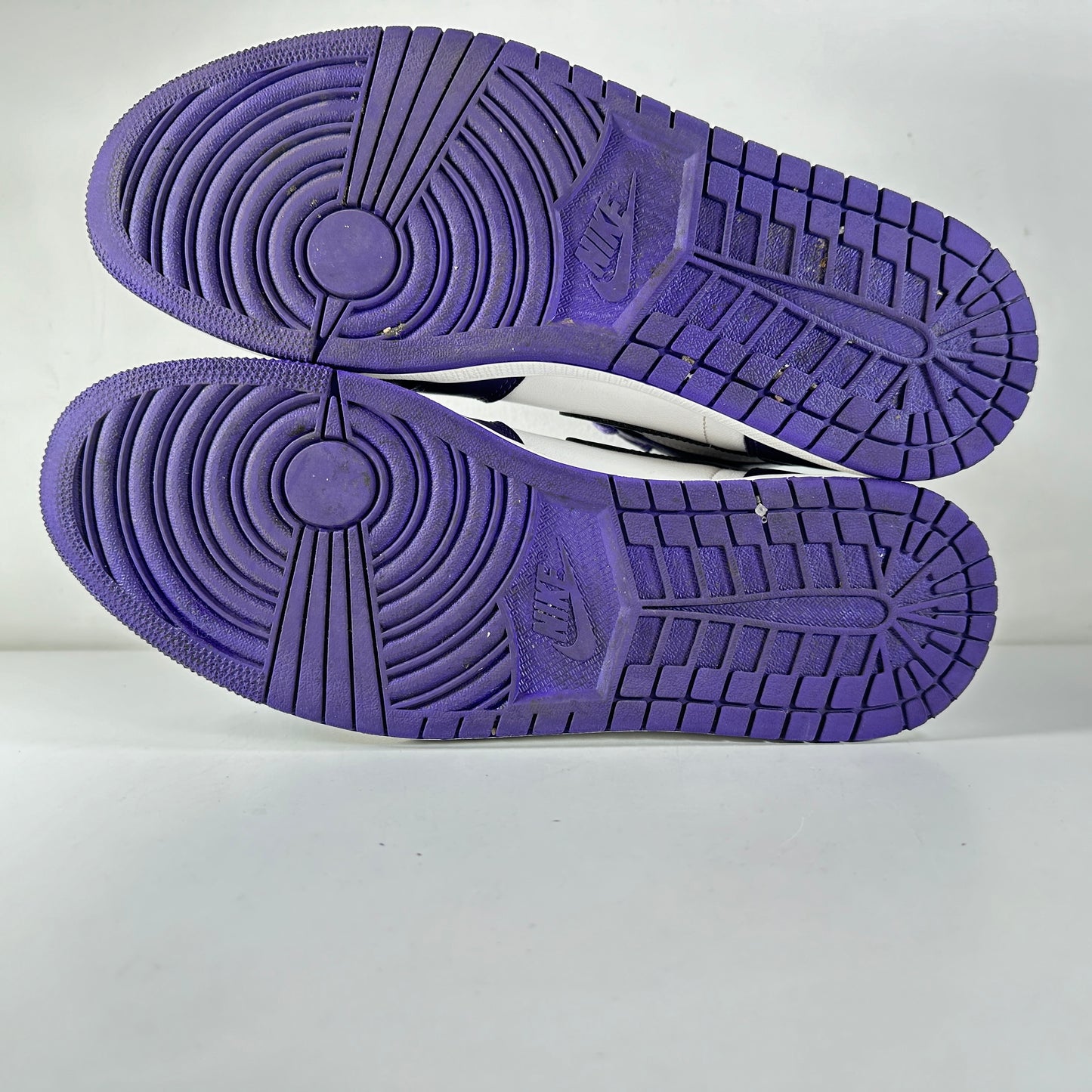 555088 500 Jordan 1 Court Purple [USED] - 13 M (Used) (No Box)