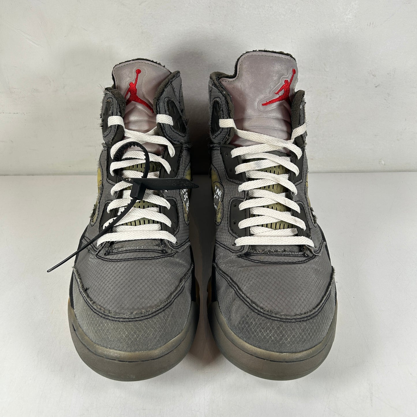 CT8480 001 Jordan 5 Off-White Black [USED] - 14 M (Used)