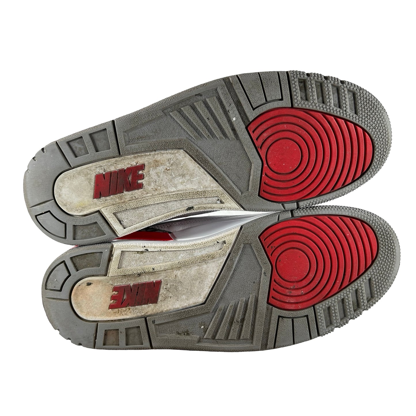 DN3707 160 Jordan 3 Retro Fire Red (2022) [USED] - 8.5 (Used2)