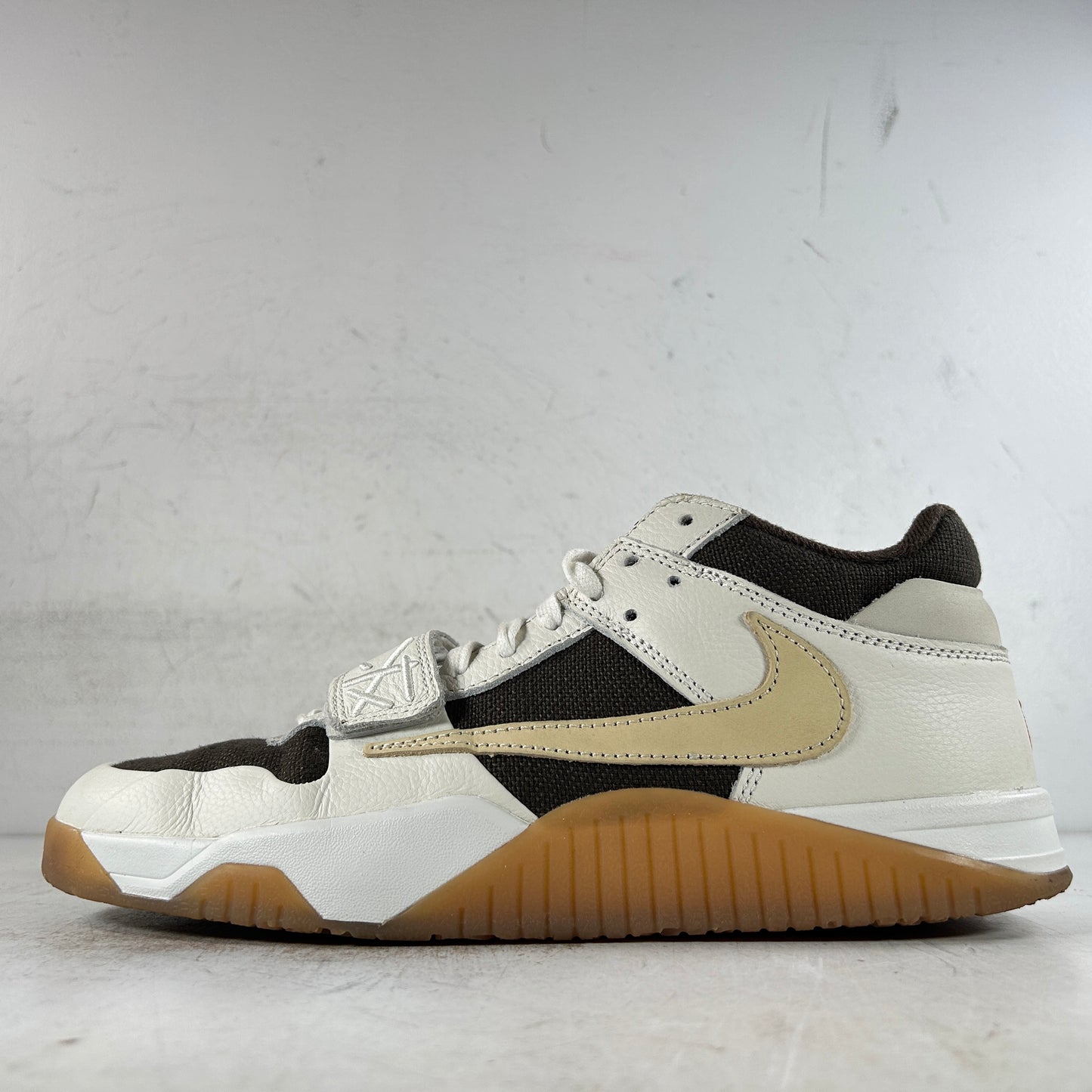 FZ8117 100 Jordan Jumpman Jack TR Travis Scott Sail [USED] - 10.5 M (Used4)