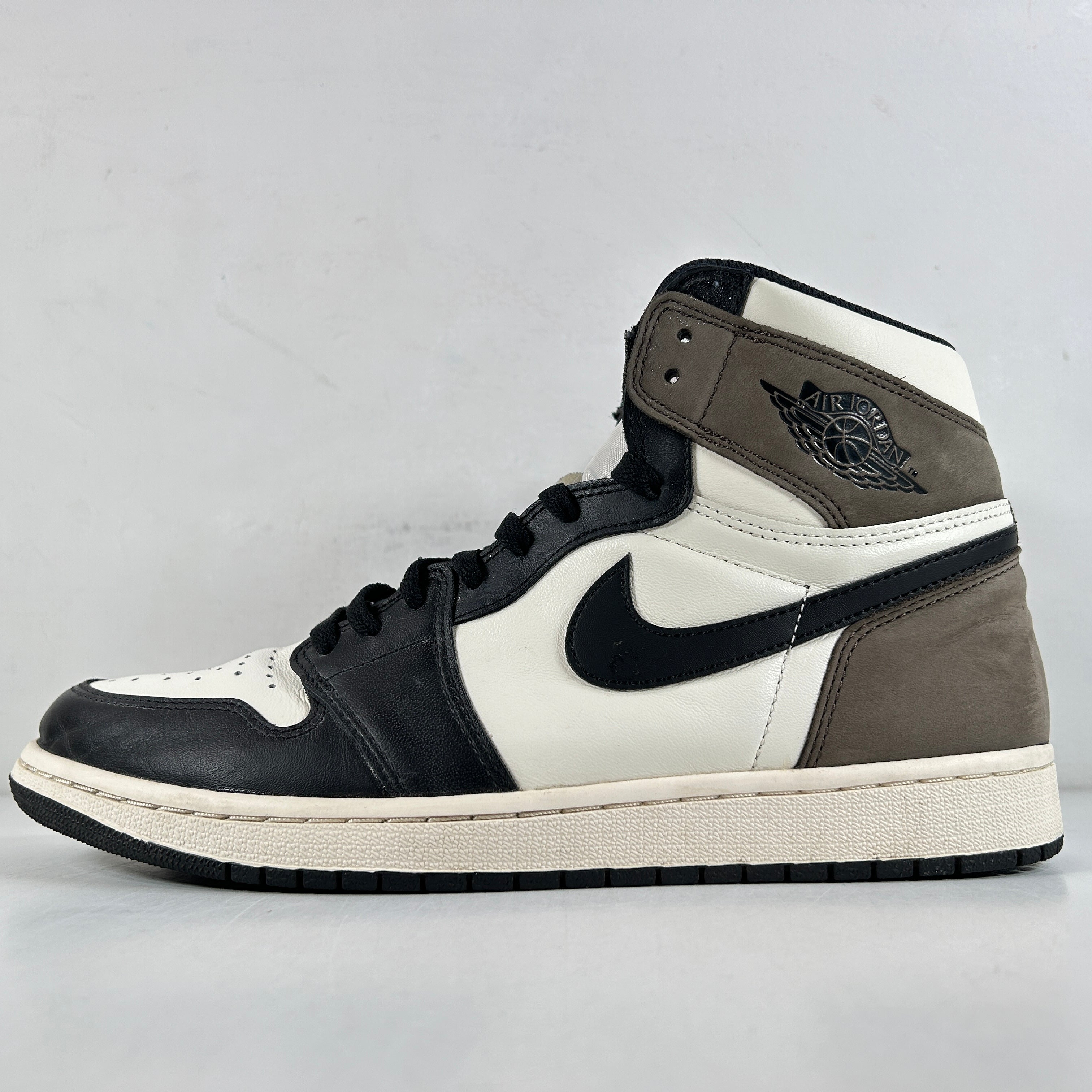 jordan 1 dark mocha used