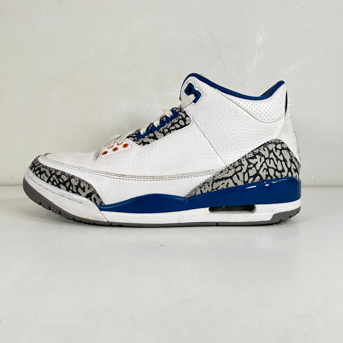 CT8532 148 Jordan 3 Retro Wizards [USED] - 8 M (Used)