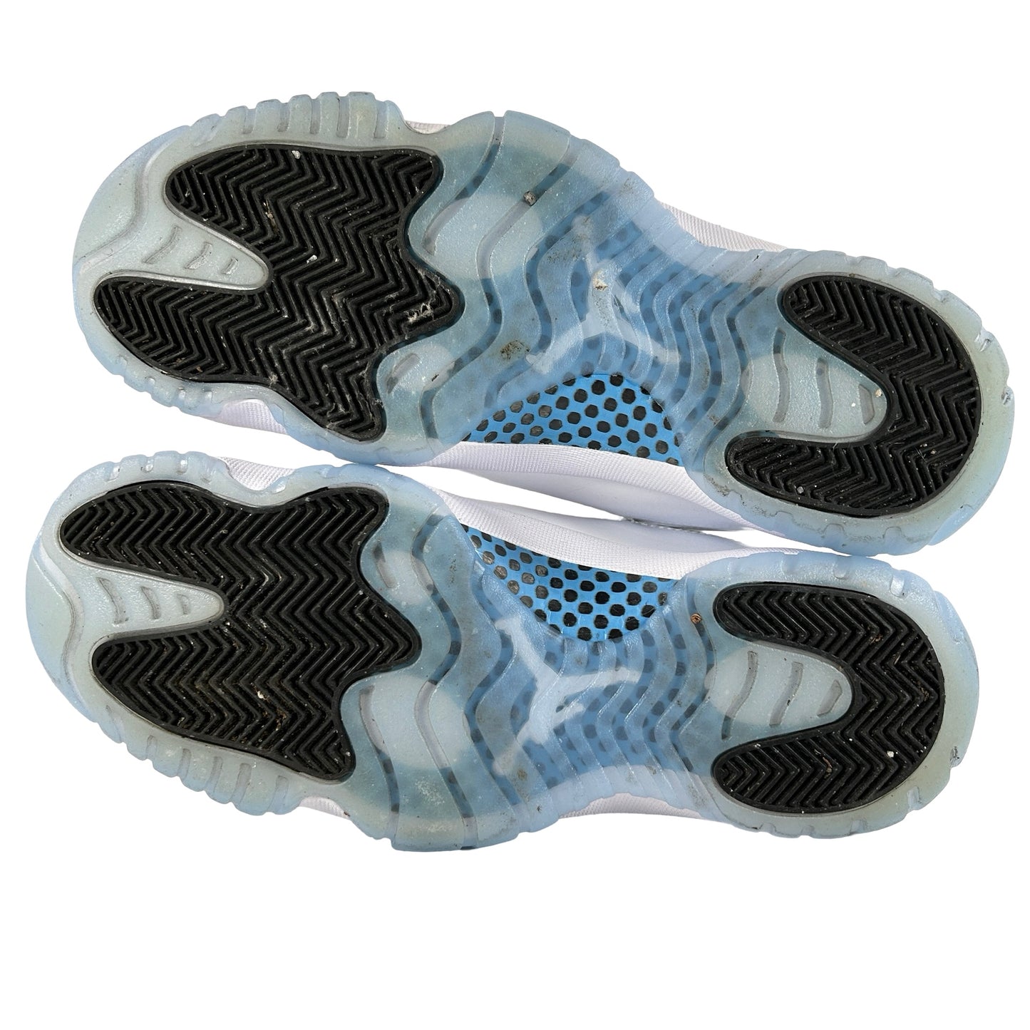 CT8012 104 Jordan 11 Retro Legend Blue (2024) [USED] - 9.5 M (Used)