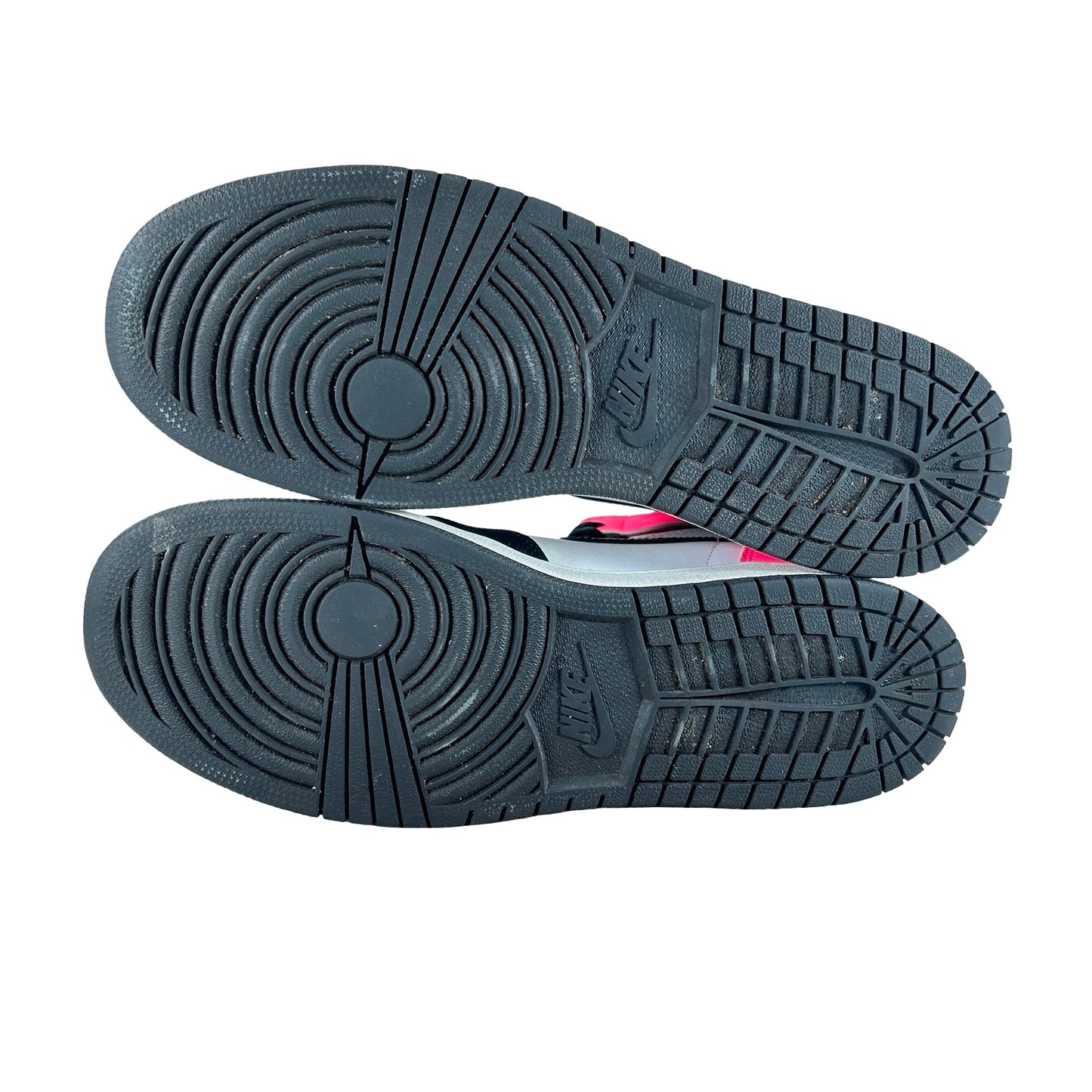 881426 009 Jordan 1 Retro Valentine's Day (2017) (GS) [USED] - 8.5 Y (Used) (No Box)
